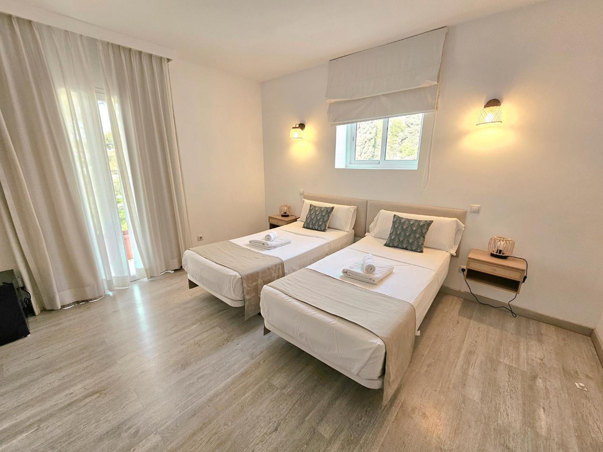 Double or Twin Room Balcony