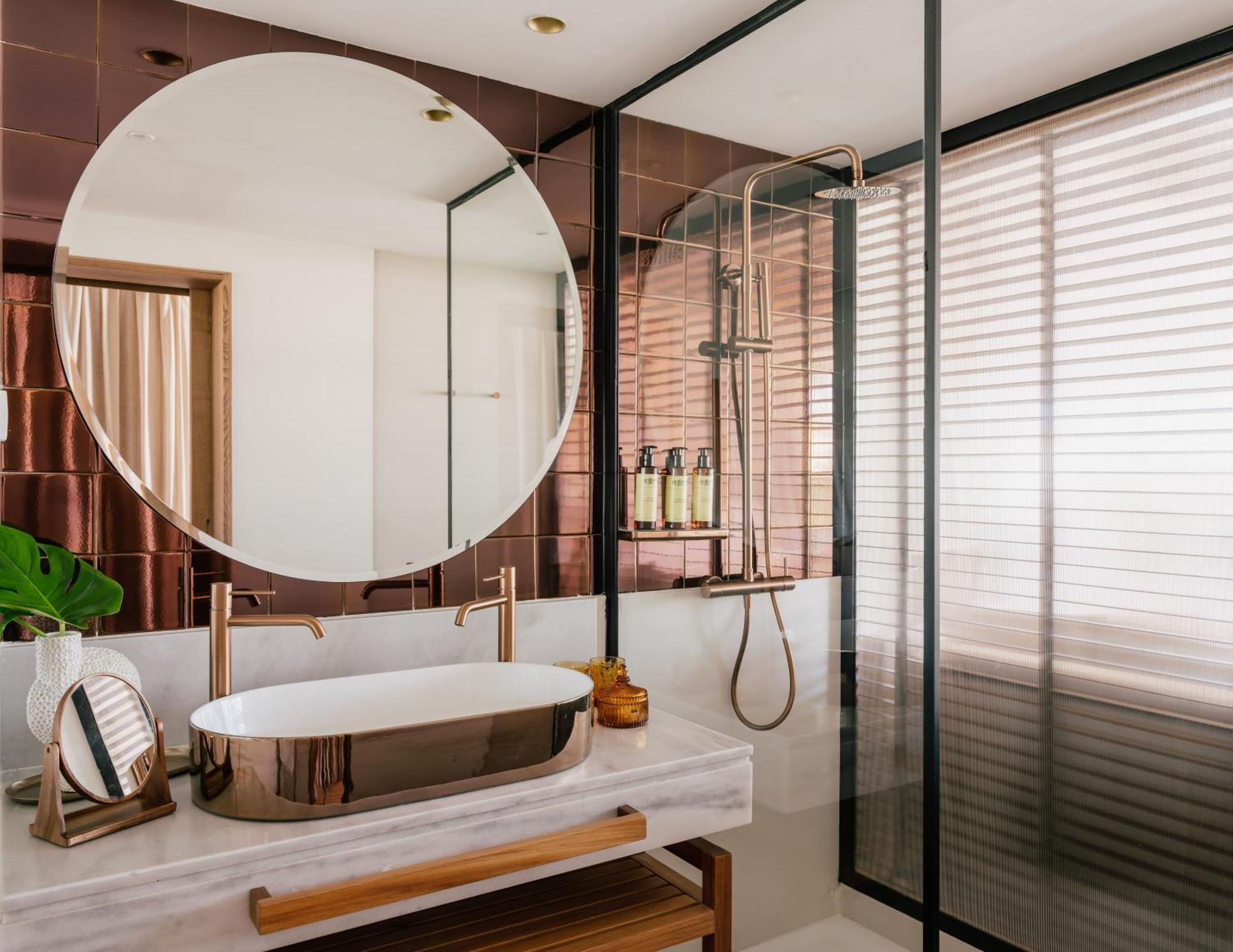 Ultimate ME + 2 Bedroom Suite