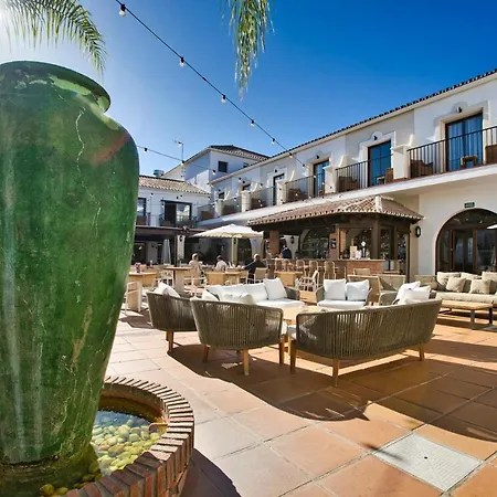 Paloma Blanca Boutique Hotel-3